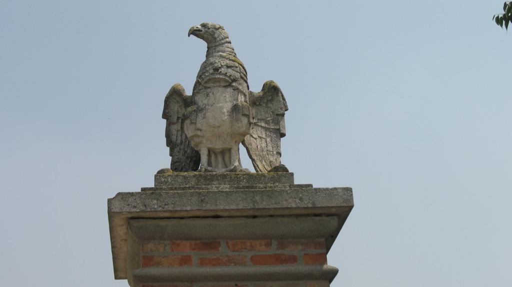 Agriturismo Corte Virgiliana Virgilio Phòng bức ảnh